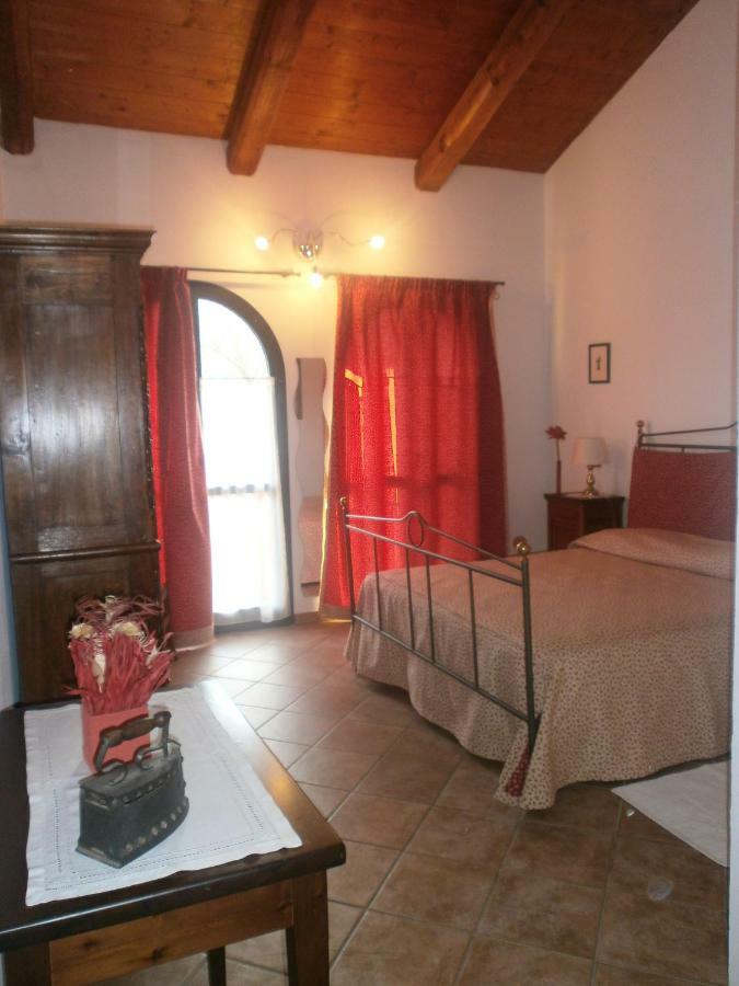 Agriturismo Cascina Barin 罗迪 外观 照片
