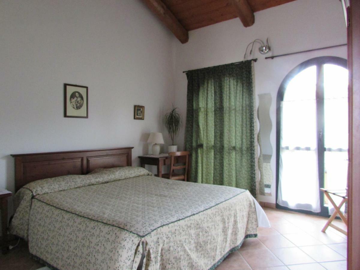 Agriturismo Cascina Barin 罗迪 外观 照片